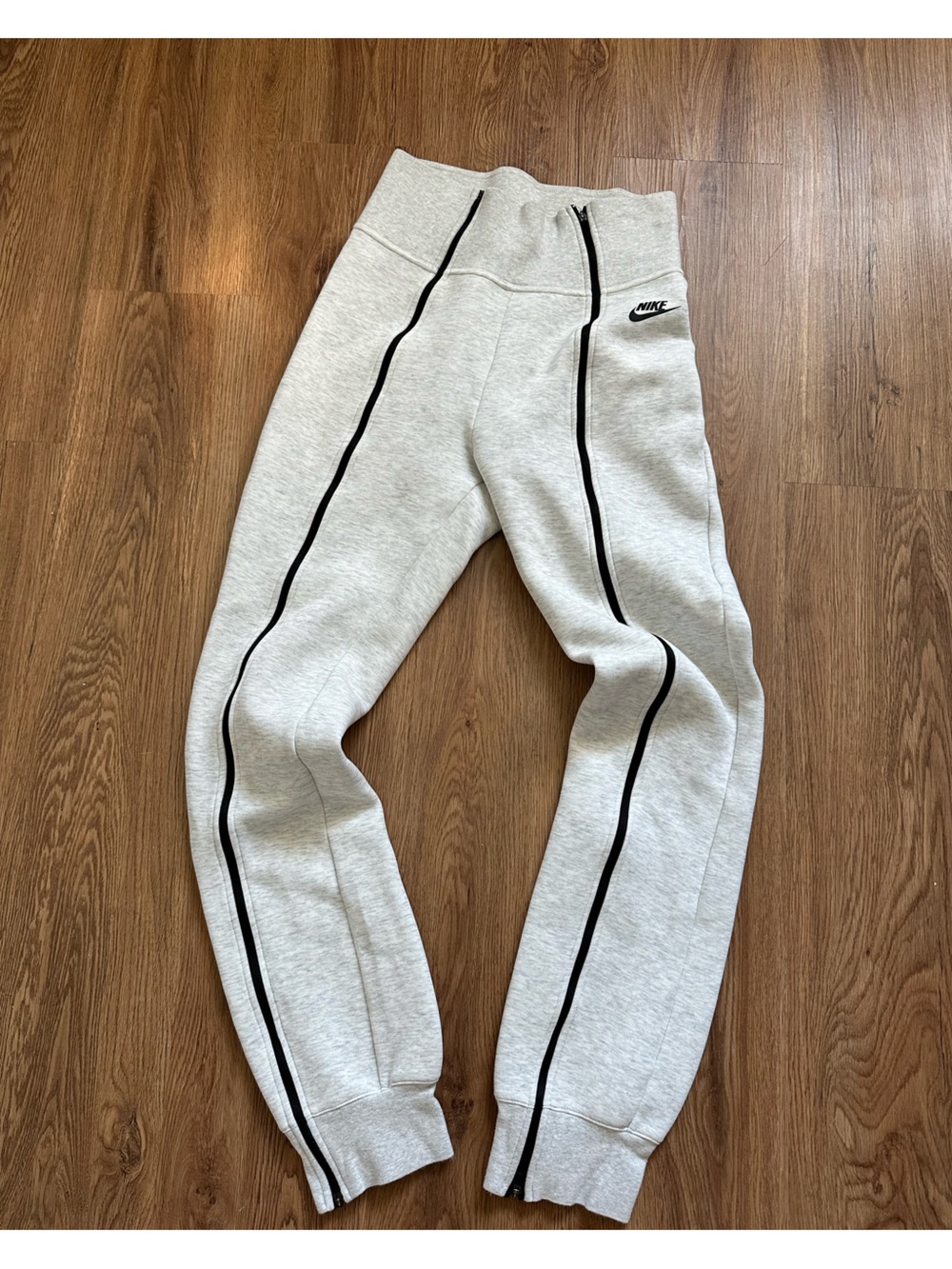 Women’s nike tech Heather Gray Joggers with Black Side Stripe